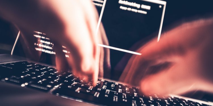 High Speed Computer Keyboard Typing by Professional Hacker
