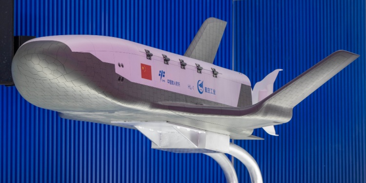 china space shuttle