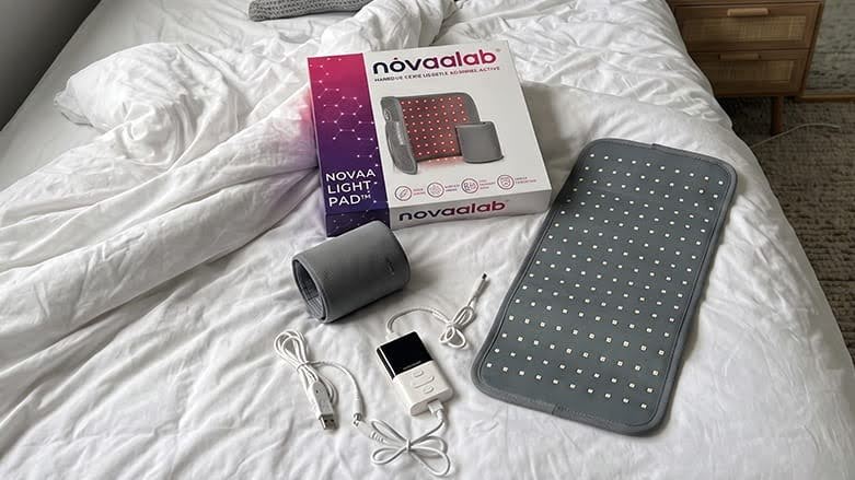 Novaa Deep Healing Pad unboxed