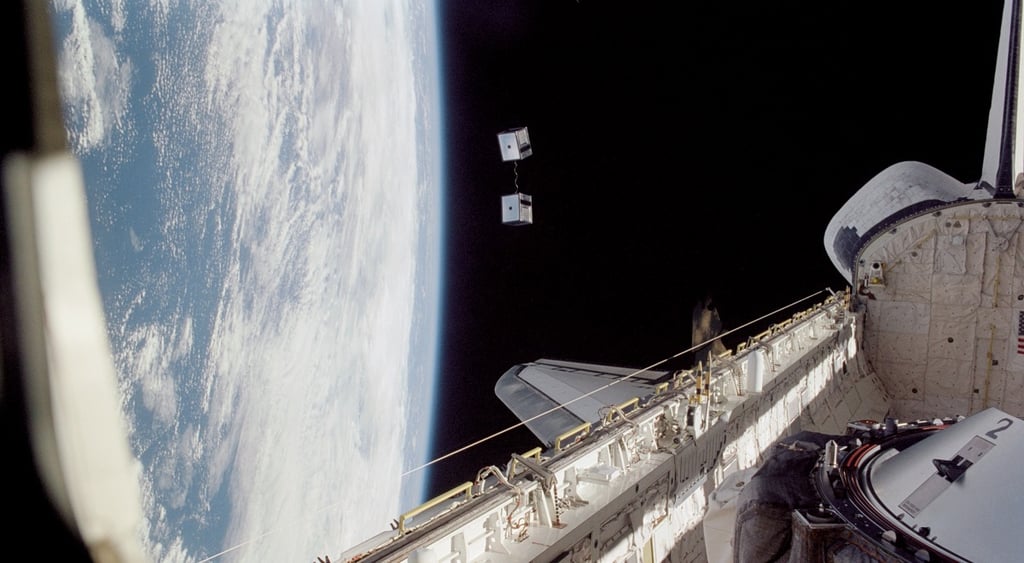 satellite-NASA-cubesat
