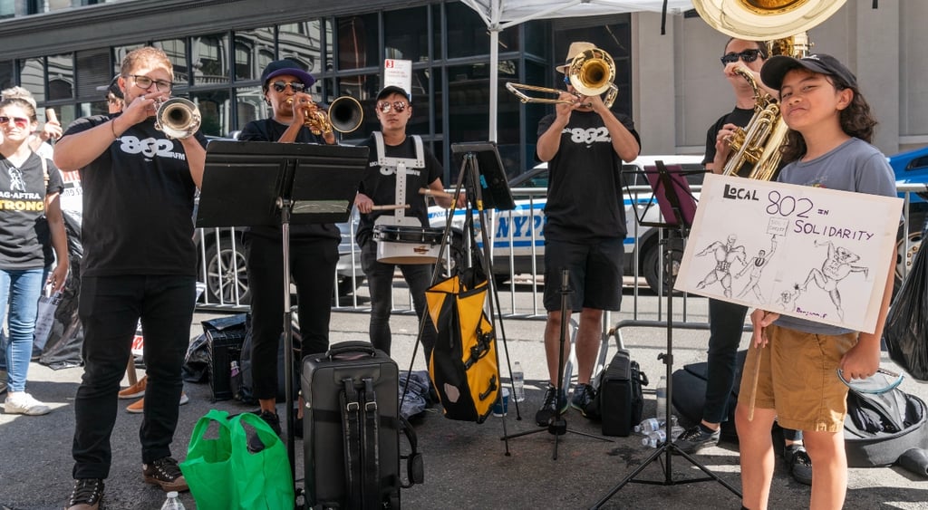 musicians-on-strike