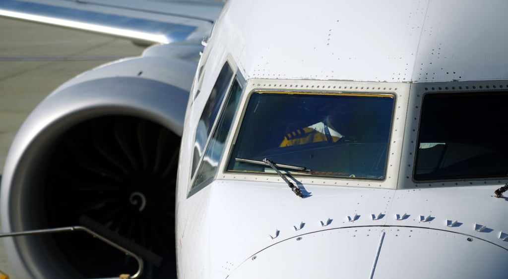 plane_0108