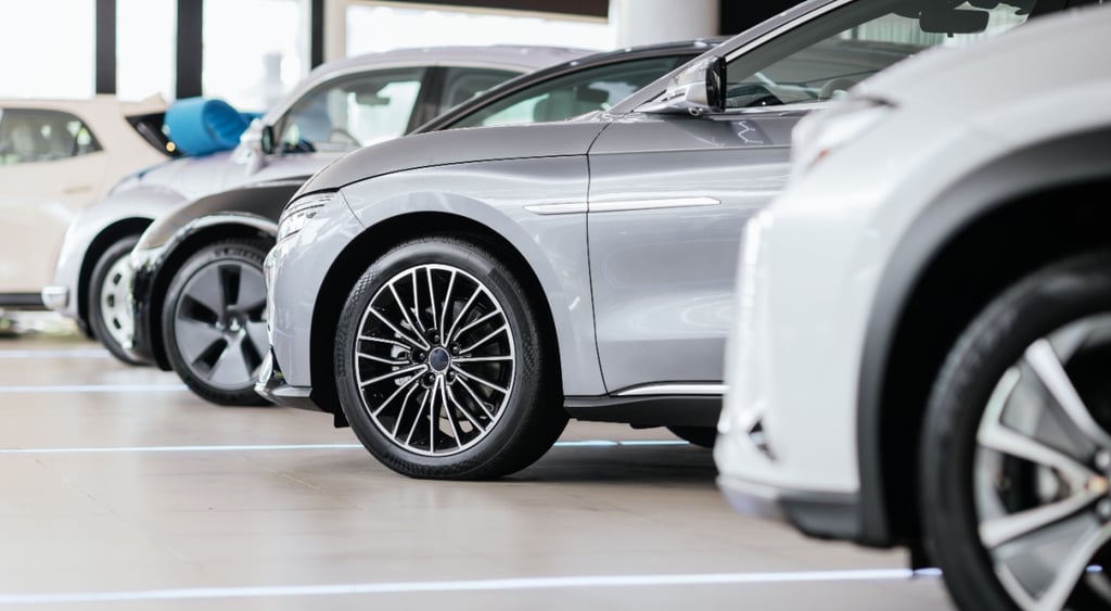 car_dealership_0815