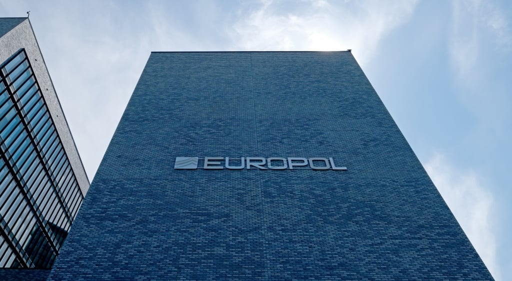 europol-building-logo
