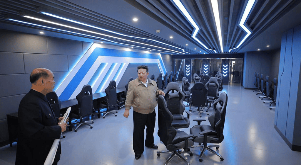 Kim Jong Un at gaming center