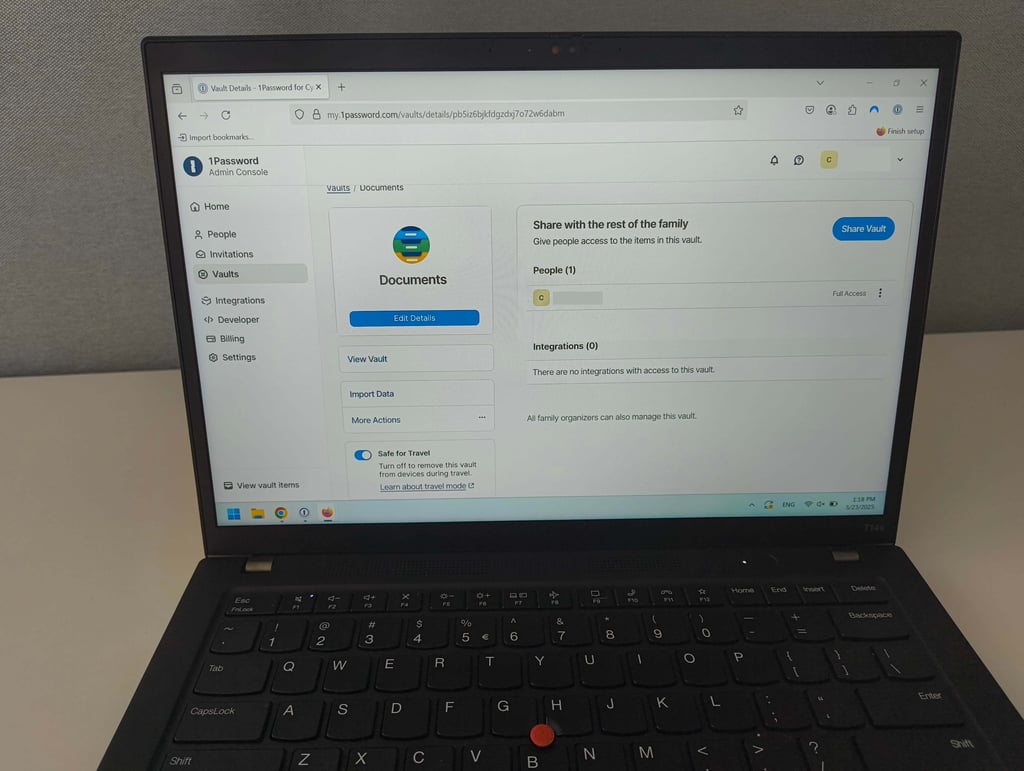 1password-travel-mode-laptop