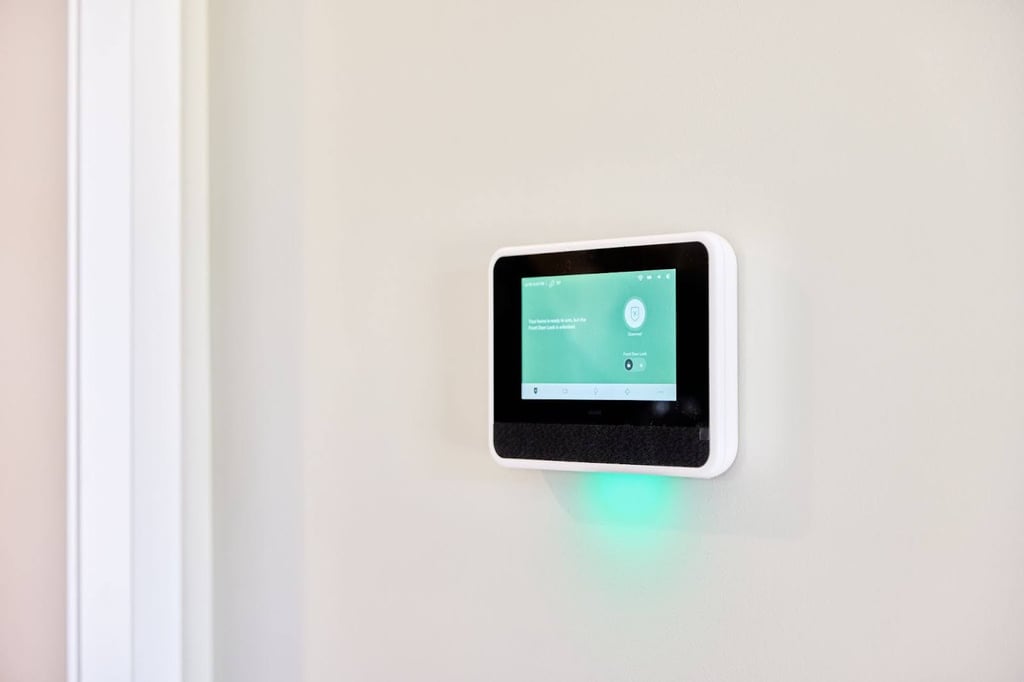 Vivint’s Smart Hub for businesses
