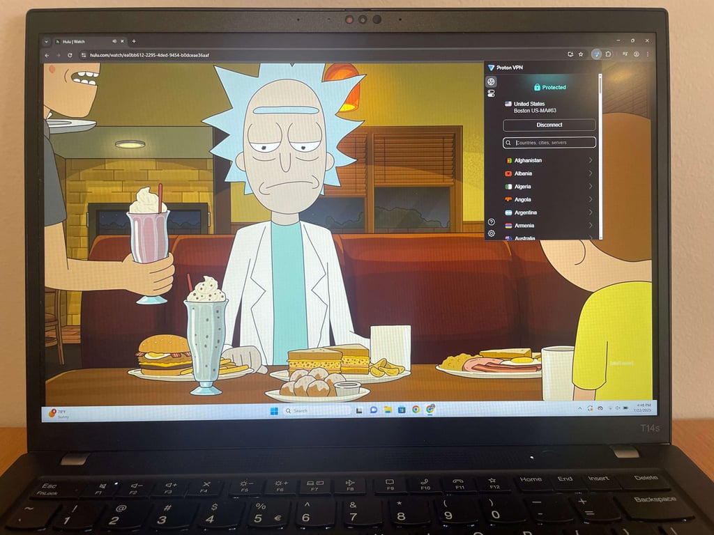 Streaming Hulu while connected to the Proton VPN extension on Chrome