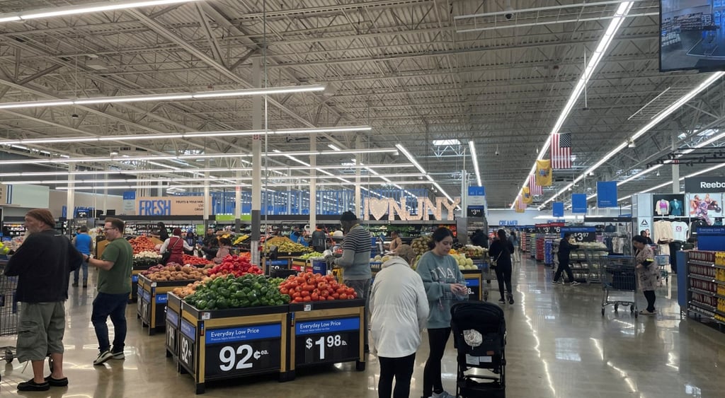walmart shop, green bell peppers, tomatoes, shoppers, carts