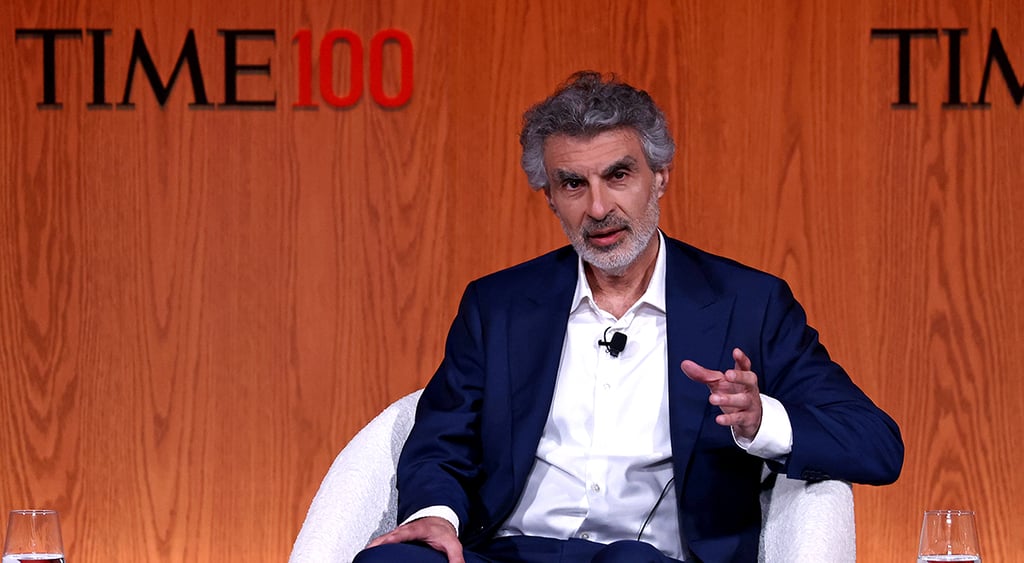 Yoshua Bengio