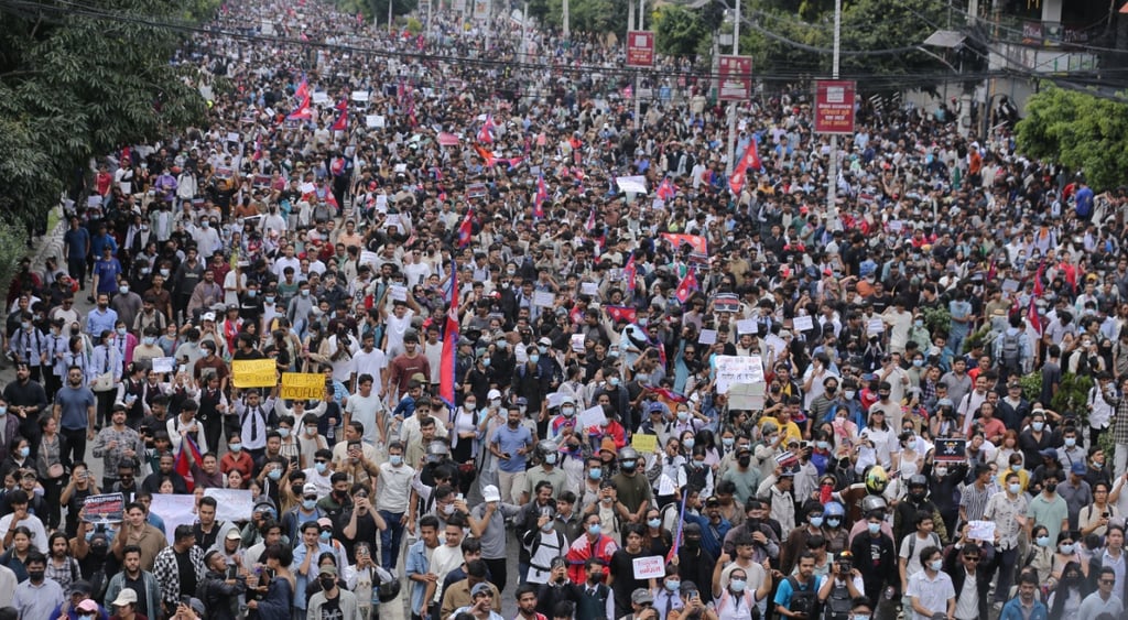 crowds
