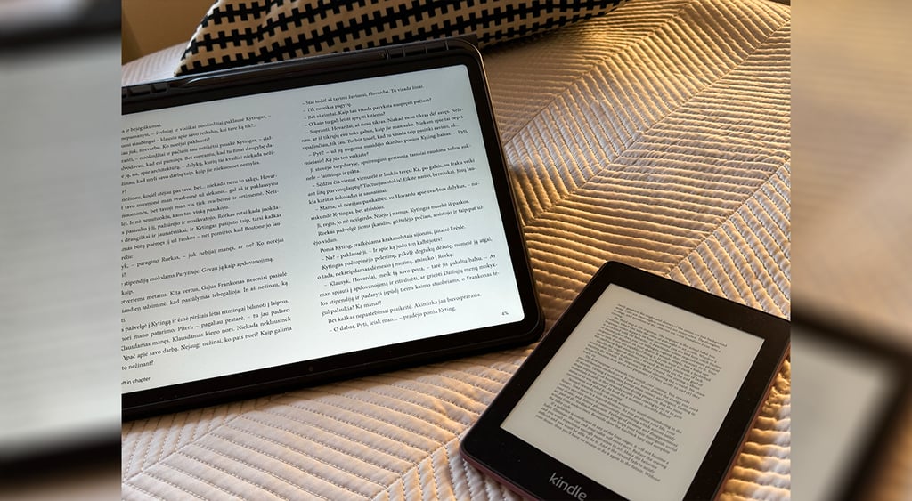 Huion tablet vs Kindle