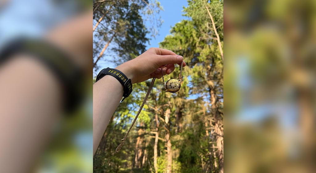 ResQ safety necklace example
