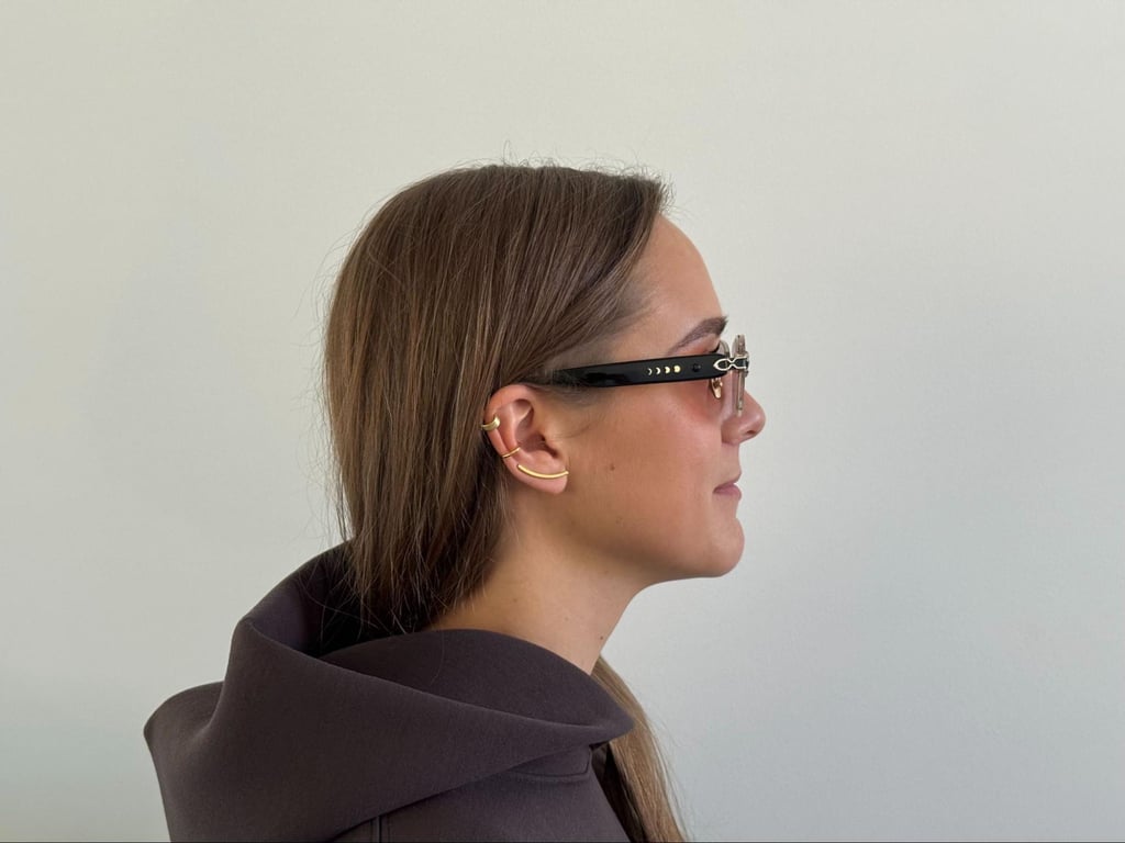 Wearing Chamelo Aura glasses