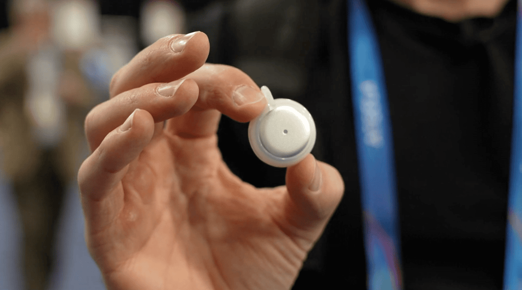 omi wearable gpt
