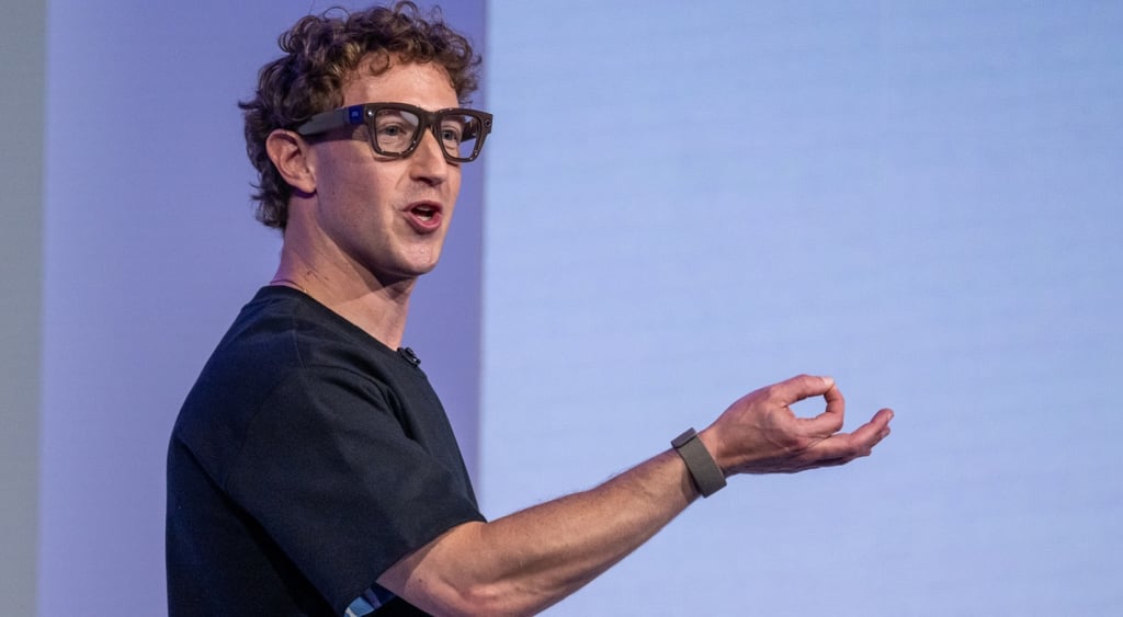 META_CEO_Mark_Zuckerberg_GLASSES