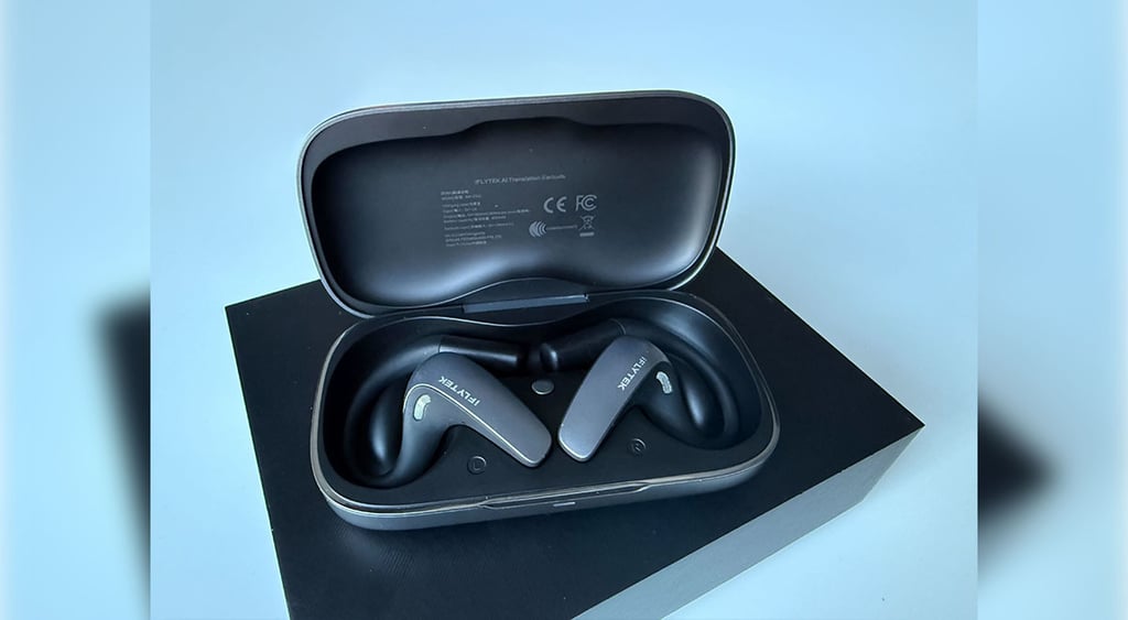 iFLYTEK AI translation earbuds