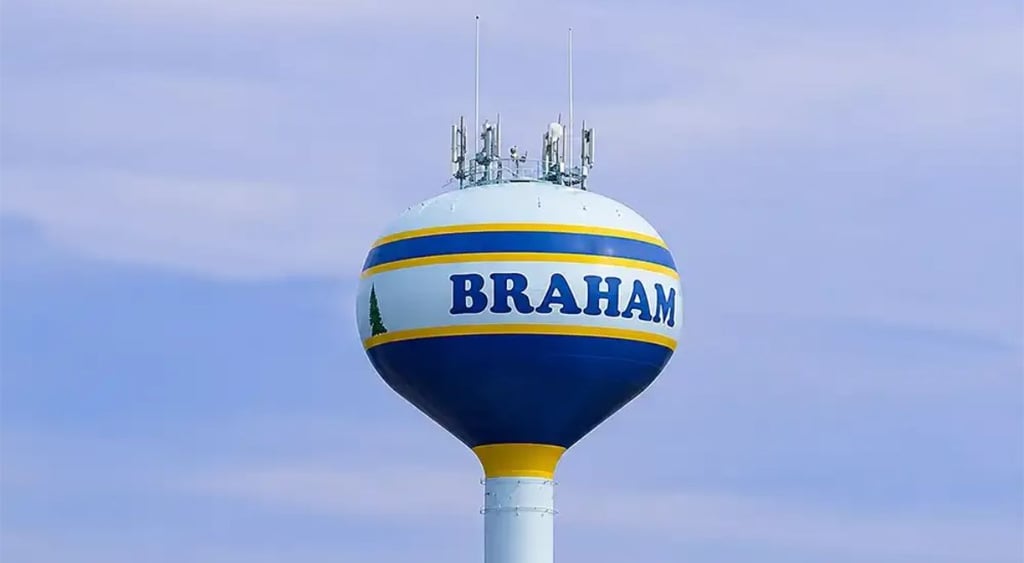 Water tower in City of Braham, Minnesota