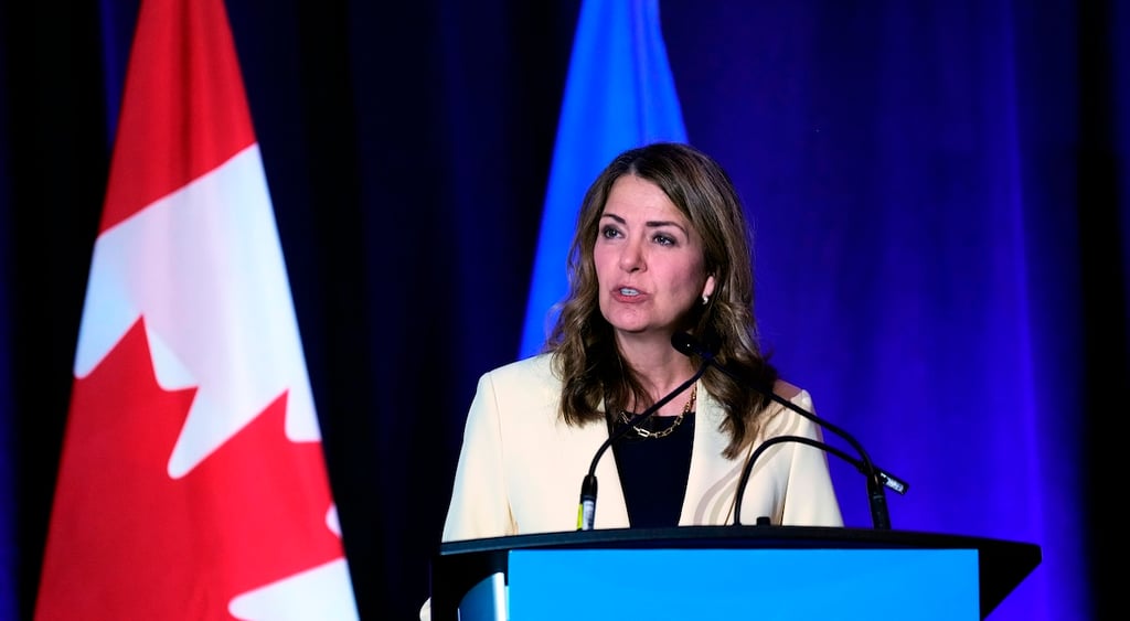 danielle smith alberta