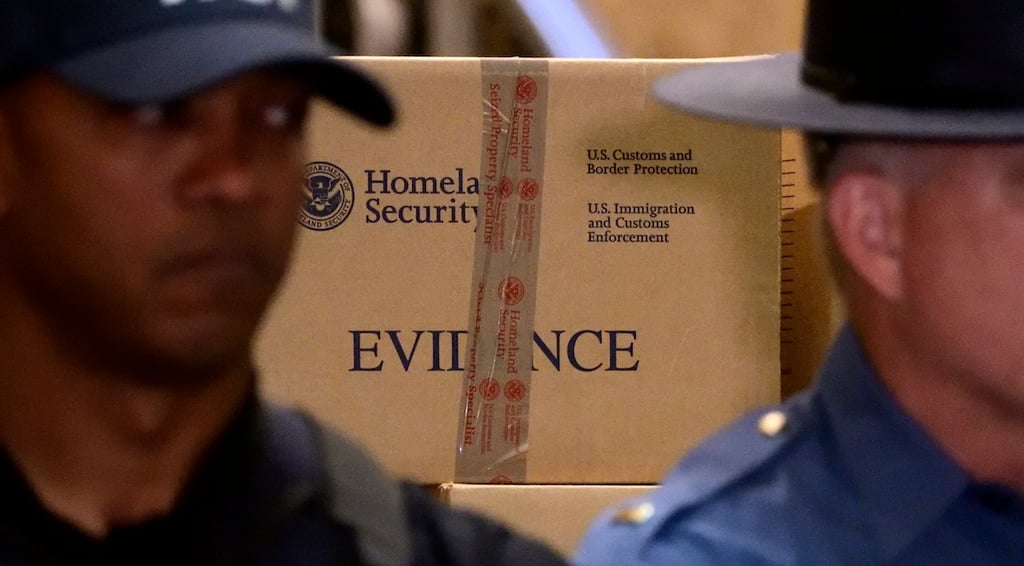 evidence box nur photos