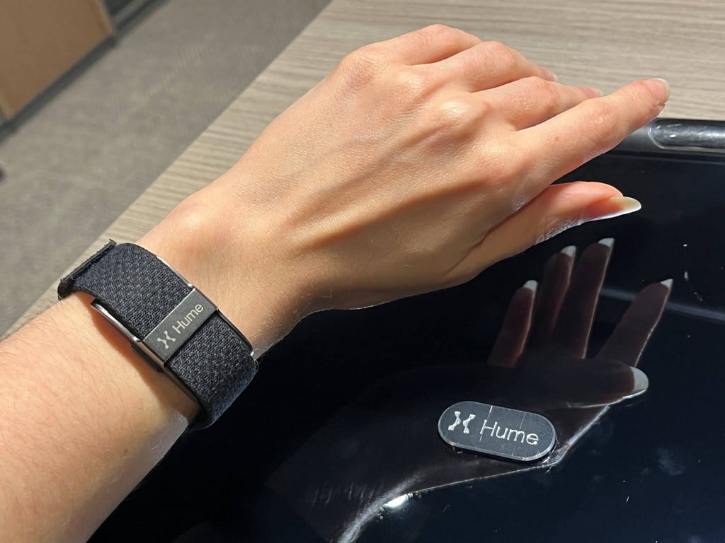 Hume Band with Hume Body Pod