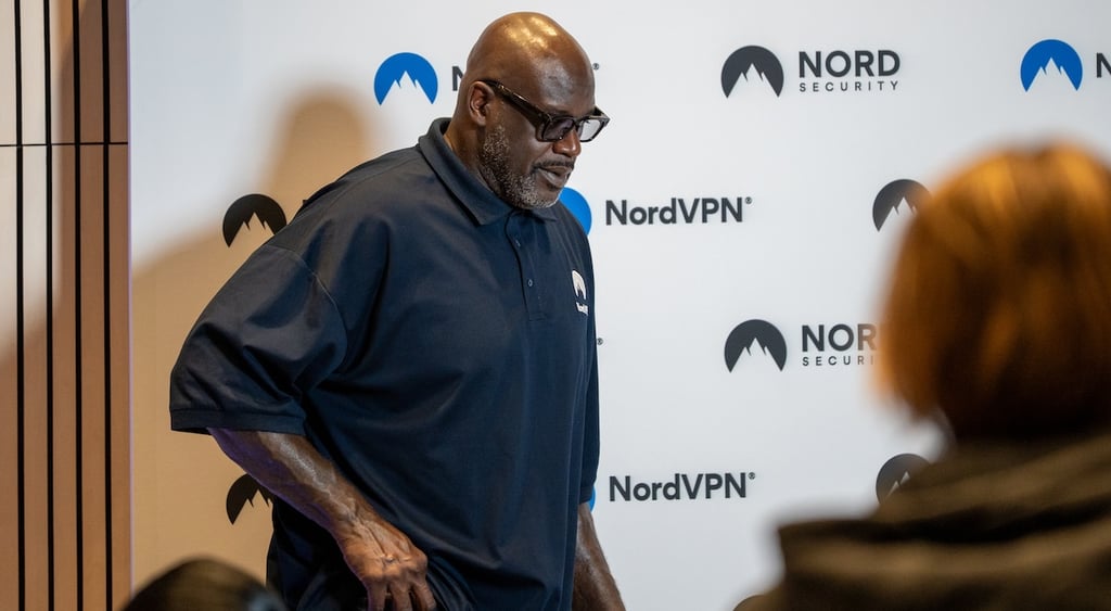 shaq standing nord