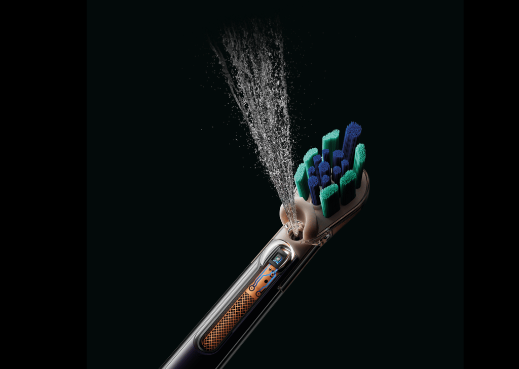 spray dyson tootbrush