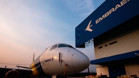 Embraer plane