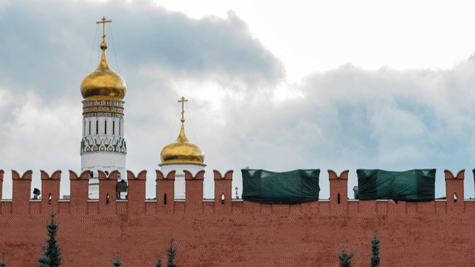 Kremlin-Russia-Broken