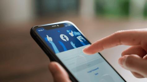 Facebook-Login-Shutterstock