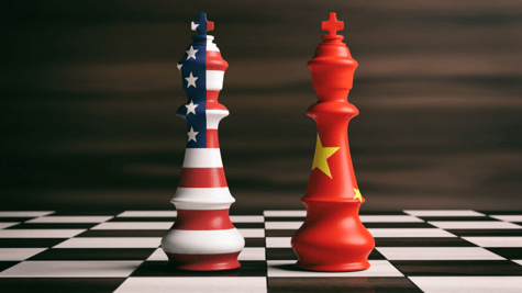 Two chess pieces in US and China colours