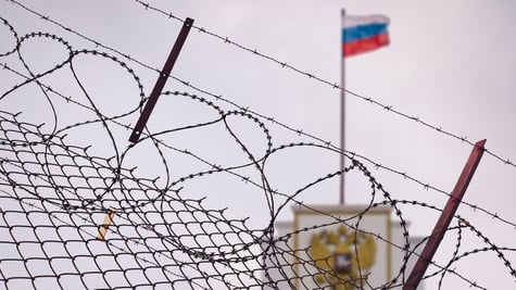 russia-barbed-wire