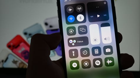 Apple iPhone control center