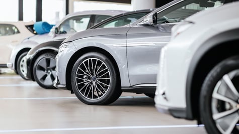 car_dealership_0815