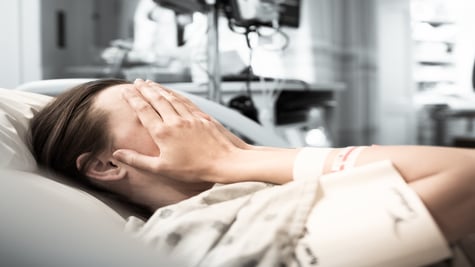 woman-hospital