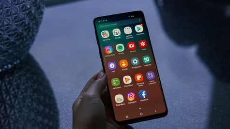 samsung-galaxy-s10-smartphone