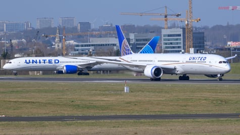 Unitted planes on tarmac