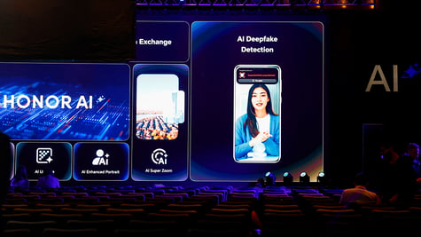 Honor AI