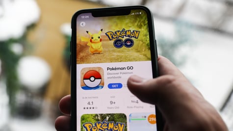 pokemon-go-phone