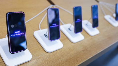 iPhone models in Apple Store