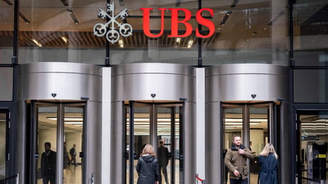 ubs swiss bank entrance