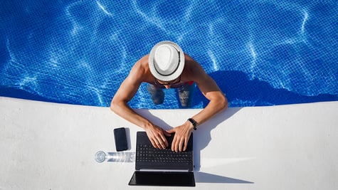 Workation in the pool