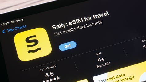 Saily Ultra logo