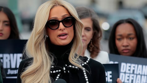 paris-hilton-conference