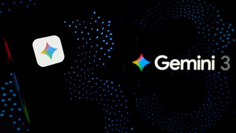 google gemini 3 logo, google gemini app logo, black sparkly background