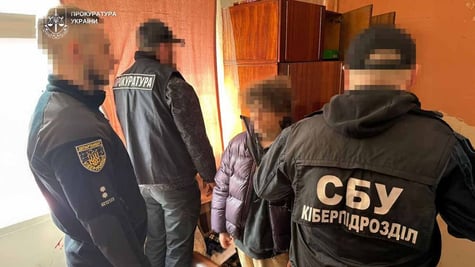 roblox hacker arrest