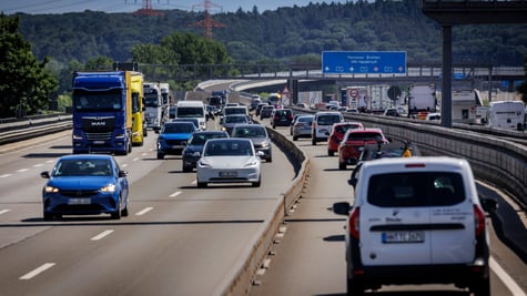 traffic_germany_car_road