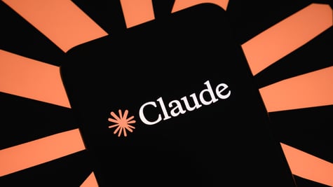 claude logo nur photo phonre