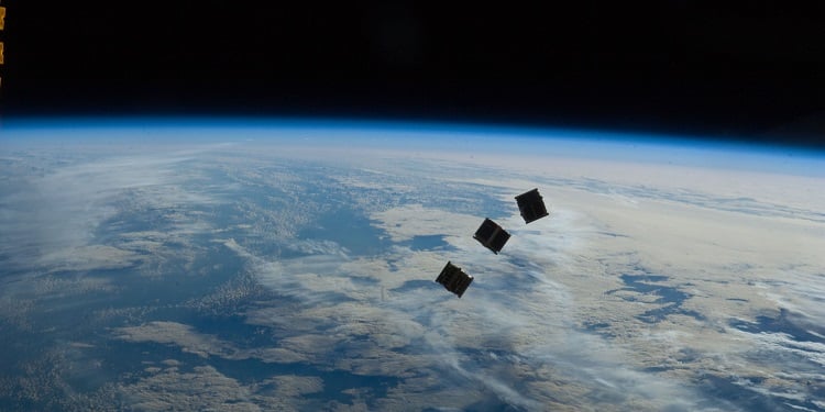 Satellite-Nano-Orbit
