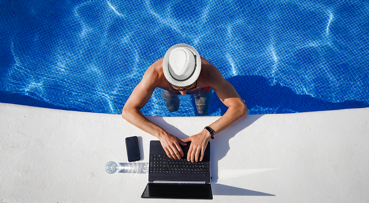 Workation in the pool